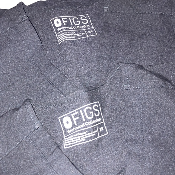 2 Sets of XS FIGS Technical Collection Scrubs in Black - Picture 3 of 4